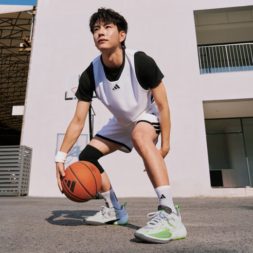 Adidas (adidas) xnoburst al transpirable equipo de rebote del equipo práctico zapatos de baloncesto zapatos para hombres nuevos adidas blanca/verde fluorescente/gris (kk3527) 47 290 mm