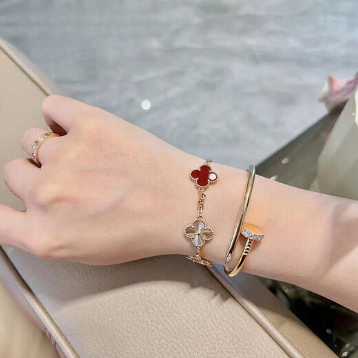 FEACHE Light Luxury Jewelry Fashion Accessories Rose Gold Four-leaf Clover Bracelet Memorial Day Chinese Valentine's Day Gift to Girlfriend and Wife Rose Gold-Five Flowers Laser