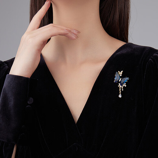 Violet and Blue Butterfly Brooch High-end Women's Exquisite Butterfly Corsage Pin 520 Gift Blue