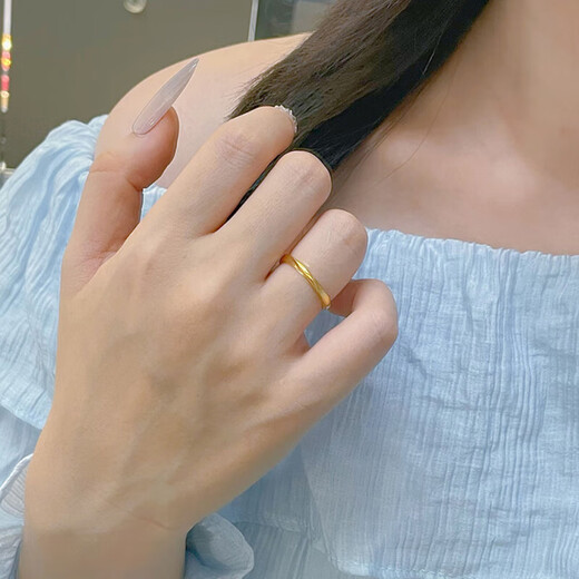 Beijing Gold Trading Center Co., Ltd. Ancient Gold Solid Möbius Ring as a Mid-Autumn and Valentine's Day Gift for My Girlfriend and Wife 2025 #15 (approximately 3.15g)