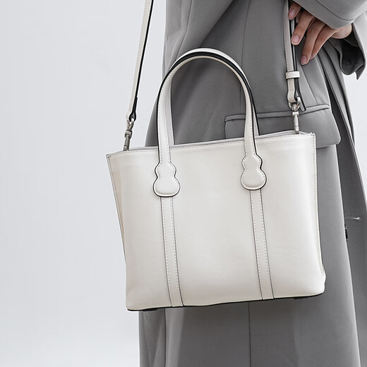 Banpo decoration (bampo) Banpo head layer cowhide small tote bag portable 2024 new counter commuting texture one-shoulder crossbody bag windbreaker gray 164