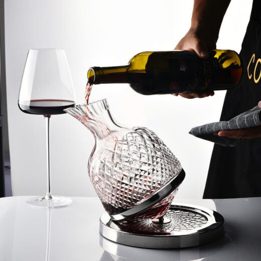 Runhuanian Regalo Decanter Copa de vino tinto Class Crystal Gyro Gyro Gyro Tumbler Set Light Style Luxury Silver 1.4L+2 Tada de lazo rojo y negro 695ml