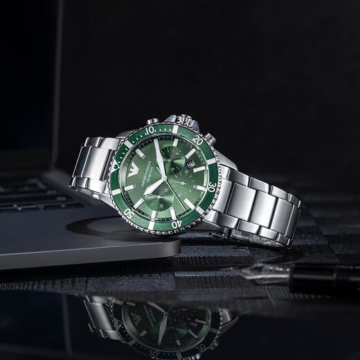 Emporio Armani Pareja Mira el cumpleaños 520 Valentín Regalo Fashion Fashion Fashion Mhole's Watch [Caja de regalo] AR11500+AR11149
