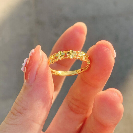 Fat Donglai's same style Bengal red gold ring gold jewelry four-leaf clover ring women's lucky grass copper gold-plated ring free four-leaf clover ring opening adjustable