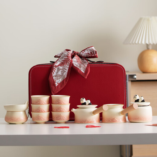 The Legend of the Pot is a special wedding gift for the newlyweds, a wedding tea set, a bride's best friend's engagement gift, a practical wedding gift - Panda Tea Set, Teapot Set + Plate (Small Suitcase)