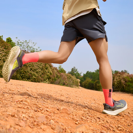 耐克（NIKE）JUNIER TRAIL 2 GORE-TEX防水男子越野跑步鞋HM9734 002白金色/白/神秘焰火色/泡沫粉 39