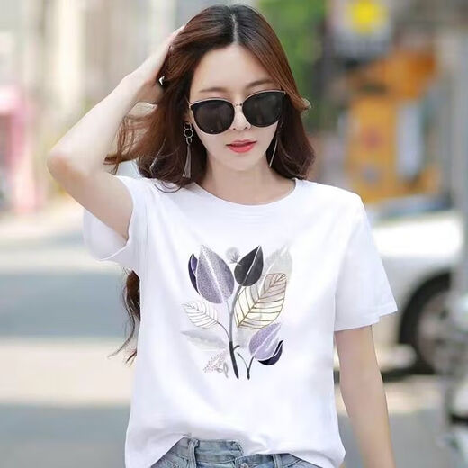 Internet -Promi neue koreanische Version Frühling und Sommer weiße Frauenkleidung lässig Locker großes vielseitiges, schlankes Student Runder Nacken Kurzarm T 9901 m