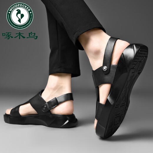 
Summer men's sandals toe layer cowhide soft surface soft sole casual breathable two-wear beach shoes dad sandals 6187 black glossy leather standard leather shoe size 38
