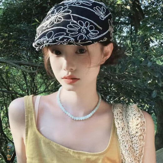 Schwarze Blumensticker vorwärtshut für Frauen im Sommer Japanisch Big Head Beret Retro Gesicht zeigt einen kleinen Malerhut Trend schwarz