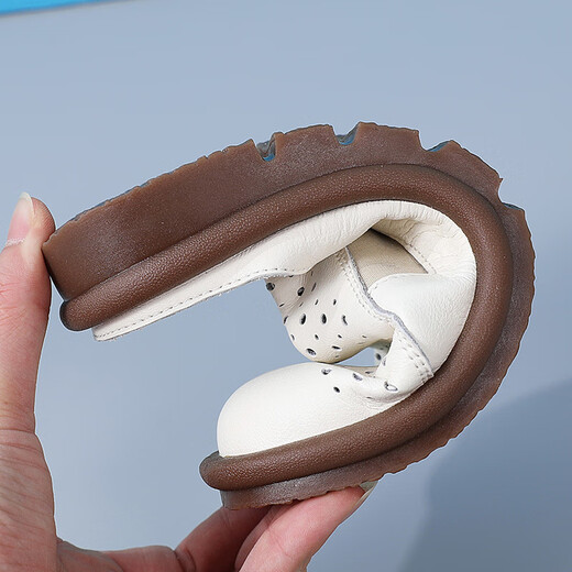 Belle Yiyuan Pantoffeln für Frauen im Sommer 2025 Neue weiche einzige dicke alleinige Sandalen außerhalb von Rutsch außen Mutter Sommer halbe Hausschuhe 9898 Beige 35