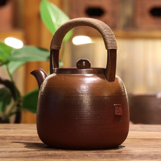 
Yipin Pot Chinese style Zhuni Pot Tea-making Health Ceramic Pot Household Large Capacity Outdoor Boiling Kettle Pure Hand-pulled Teapot Zhuni Song Cypress Firewood No. 10889 Kiln variant 1 1L or more