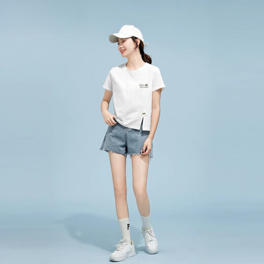 Camiseta de manga corta de Yalu White para mujeres en verano 2025 Nuevo dobladillo coreano Slit suelto y versátil verde corto verde 9764 pequeño cofre izquierdo M 100-110Jin [Jin equivale a 0.5 kg]