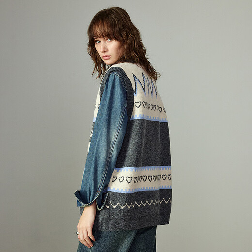 Chuyu Sweater Women's 2025 Winter New Nordic Style Elk Jacquard Arctic Velvet V-neck Sleeveless Jacket Top Dark Gray S