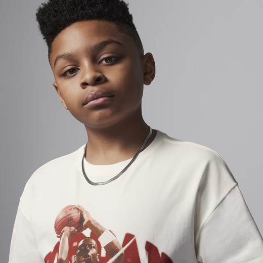 Nike (Nike) Jordan Jordan Jungen und Mädchen Big Children T-Shirt Pure Cotton Casual Round Hals Strickte Baumwolle IB9272 133 Segel Weiß xs
