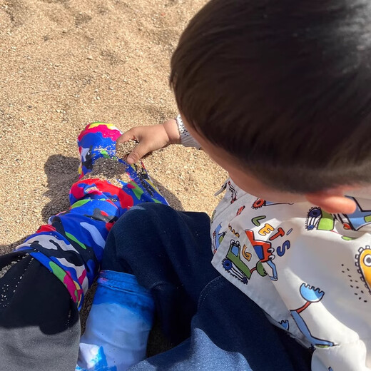 OLOEY children's sandproof shoe covers high-top desert hiking equipment breathable and wear-resistant baby student beach sand protective cover for men fluorescent green S size children's all-inclusive model light and breathable | widened design | sandproof and windproof