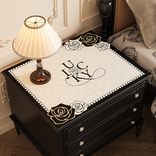 Couvercle de table de chevet Nouveau tapis de protection luxueux léger Couverture étanche à la poussière Couvercle de la poussière Refrigérateur Revêtement de couvercle Machine à couverture GJ-1278 Lily parfumé B