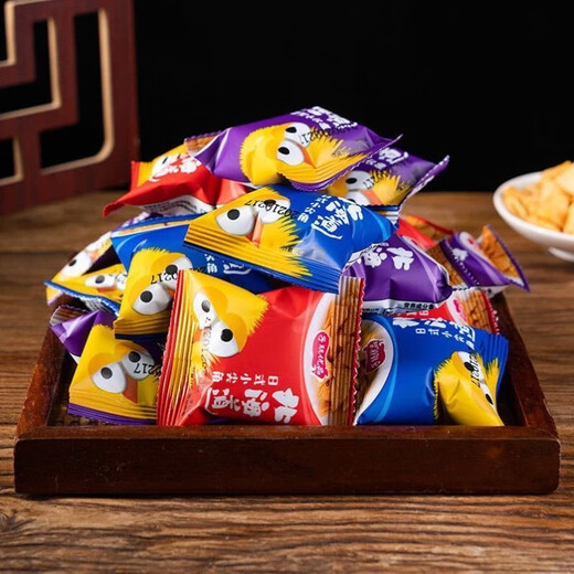 Triangular Crispy Corner Crispy Snack Crispy Crispy Potato Chips Internet Popular Puffed Snacks Crispy Horns Snack Food Wholesale Box Crispy Corner Mixed Flavors 10 Packs