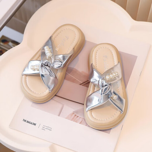 Girls Beach Slippers 2025 Summer New Children's Princess Shoes Outdoor Versatile Sandals Lazy Flip Flop Big Kids Silver 37