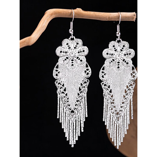 Quamer Old Phoenix Gold Store Neue Retro Miao Silber Ethnischer Stil Ohrring Personalisierte Boho -Blumenohrringe E3291 m