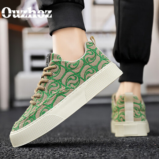 Zapatos de hombres de lujo de marca de marca Summer nuevos zapatos casuales versátiles versátiles zapatos de lienzo transpirable para hombres con altura suave de la suela que mejora los zapatos para hombres [calidad de alta gama] 42