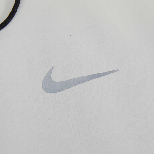 Nike (Nike) 2025 Новая женская куртка спорт и повседневная тканая куртка FB7493-110 FB7493-110 S