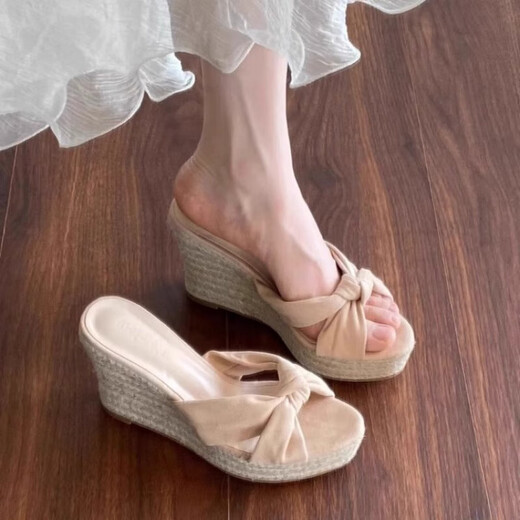 Hochzeitsartefakt 9 cm kleine Brautschuhe dicker Sohle Erhöhung ohne Müdigkeit, Strohwebgewebe und Schwammkuchen Sohle High Heel Pantoffers Aprikosenfarbe 36 36