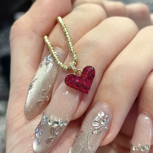 Junpo French romantic 18K gold ruby ​​love pendant high-end light luxury neck jewelry ins style gift 18K gold ruby ​​love pendant