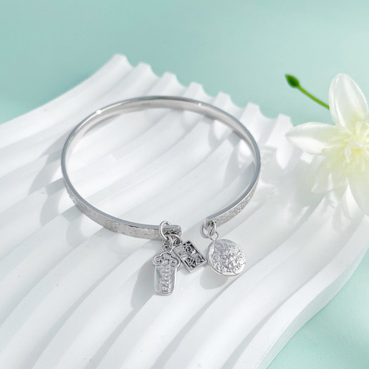 Pt950 platinum bracelet with solid opening to attract wealth and sign Yellow God of Wealth crushed ice bracelet as a gift for women without invoicing 56# weight about 32.1g