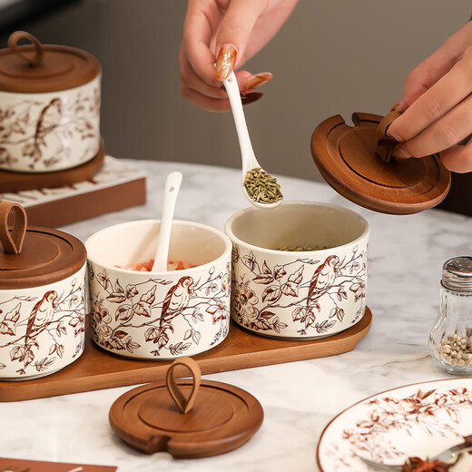 Timeless Queyue Branch Ceramic Seasoning Jar Set Home Kitchen Seasoning Salt Shaker Combination High-Level 3 Packs of Queyue Branch Seasoning Jars - With Storage Tray