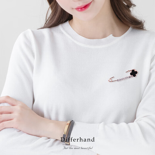 QUAMER Old Phoenix Gold Store Four-leaf Crocodile Pin Cardigan Sweater Coat Pin Button Women's Brooch Brooch Exquisite Accessories Four-leaf Crocodile Pin About 5.5cm