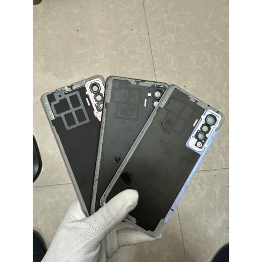 Vivo adapted x50 original disassembly back cover x50 original disassembly original disassembly back cover second-hand original disassembly black original disassembly 95 new slight scratches mobile phone rear power cover