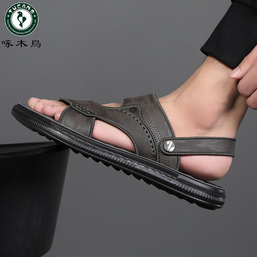 啄木鸟男士凉鞋男夏季2025新款真皮拖鞋休闲男鞋外穿开车沙滩皮凉拖两穿 9715 灰色 升级款 37