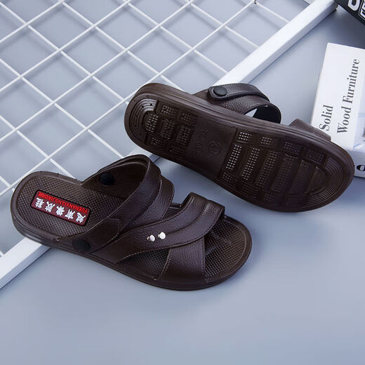 HUILIRUI [Vietnam Rubber] Version coréenne des sandales pour hommes décontractées sans glissement confortable et durable Sandales masculines Nouvelles en été 698 Black (version anti-glissée) 42 (adaptée à 41)