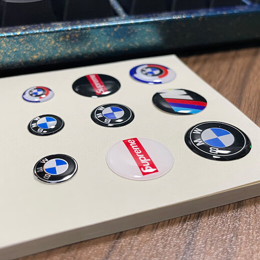 Tatchi adapté à la clé BMW Remote commande véhicule en papier warm trotte logo Metal Car Logo Personnalité décorative de trou de serrure SN3899 11 mm anniversaire version 2 pièces