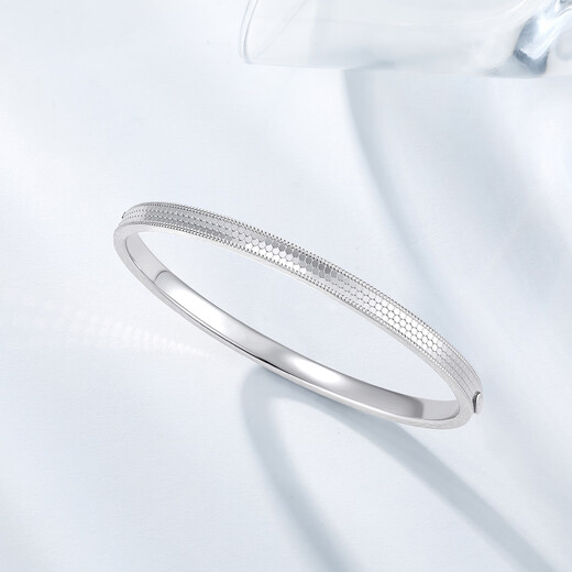 Chao Acer Platinum Bracelet PT950 Bracelet Bracelet Brilliant CNC Gift for Girlfriend Priced labor cost 1500 yuan 13.75g, diameter about 5.8cm