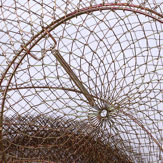 Outdoor portable metal fish protection net fishing net pocket fish cage folding stainless steel wild fishing sea fishing cage fishing net 45cm 0.72m sea water available (304 stainless steel wire)