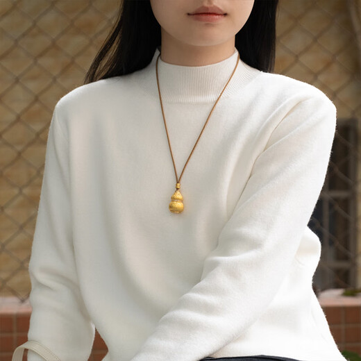 The gourds in Mai Siji Lao Phoenix 999 Lao Phoenix Xiaohongshu are all in ancient copper-plated gold gourd pendant Laopu grinding rotating gourd - no diamond (large) Lao Fengxiang quality