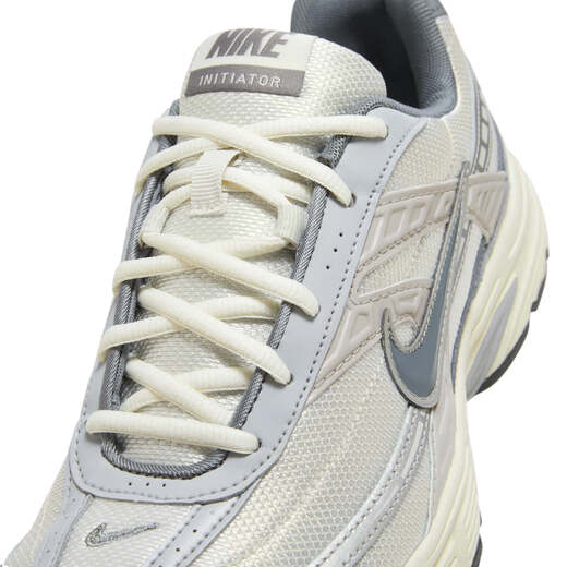 Nike Men's Breathable Sports Shoes Winter Retro Running Shoe Style Cushioning NIKE INITIATOR HQ1179 001 Metallic Silver/Wolf Gray/Light Iron Ore Gray 41