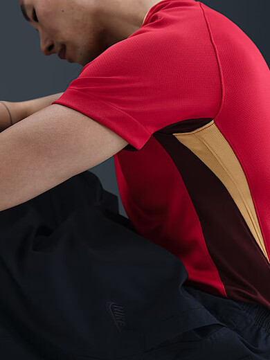 耐克（NIKE）短袖男装夏季新款潮透气跑步训练运动服健身休闲体恤半袖T恤 FZ9018-687 L