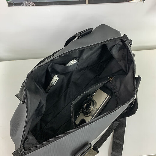 新款旅行包男女短途出差旅游手提行李包健身包干湿分离单肩斜挎包 灰色