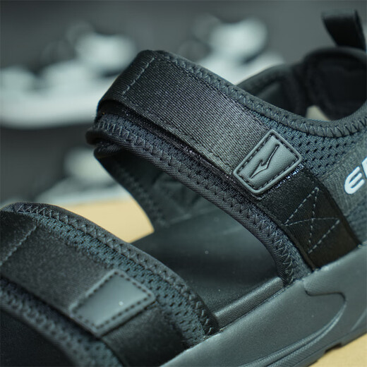 Hongxingerke (Erke) Sandalen Herren Sommer Neu atmungsaktiv
