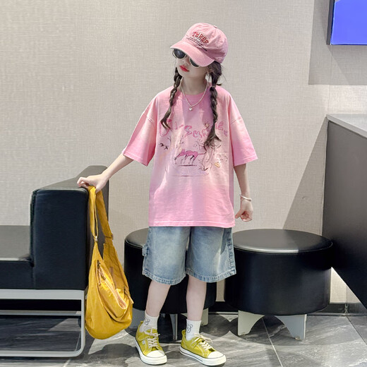 MOKITOUL girls summer short-sleeved suit for girls, young children, summer casual T-shirt, shorts, children's summer denim mid-trousers two-piece set Pink T-(high-end gift box packaging) 120 cm