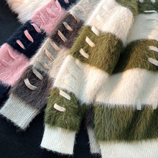 Style Rabbit Sweater Women's 2025 New Winter Stripe Contrast Color Age Reduction Thickening Design Loose Lazy Trendy Knitted Sweater Green One Size