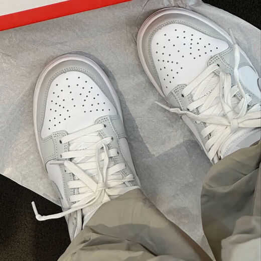 
Nike NIKE men's and women's shoes 25 new summer Dunk Low low top lightweight sneakers fashionable breathable casual shoes DD1503-103/DD1391-103 35.5 (GS)
