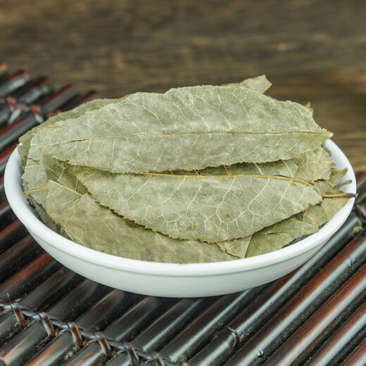 
Beijing Tongrentang Green Willow Leaf Chinese medicinal materials 500g authentic natural Dabie Mountain old tree is native to Qingqian willow ancient tree Jinqian willow tea Qingqian willow leaves 250g [naturally native]