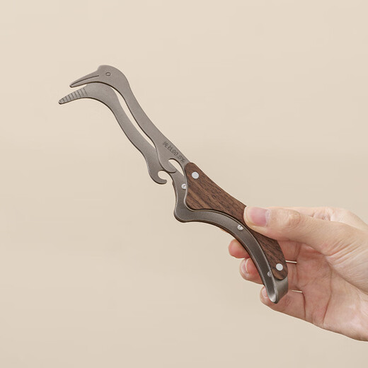 Let’s take some pure titanium tea clips, household tea accessories, tea ceremony tea sets, tea clips, tea cup clips, tea ceremony accessories, pure titanium skylark tea clips (walnut wood type) frosted type