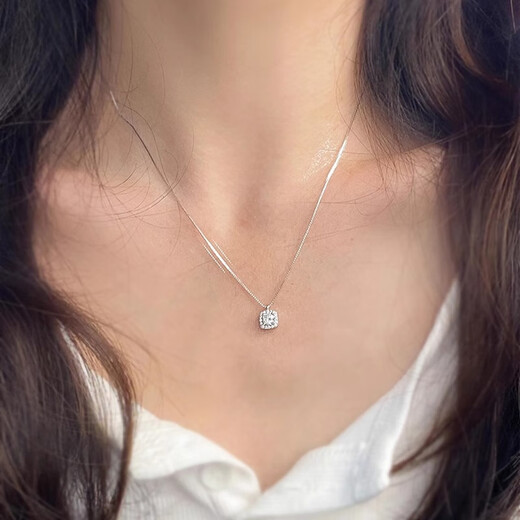 Xinshe S999 sterling silver sugar cube necklace for women, high-end silver clavicle chain to commemorate Valentine's Day and birthday gift for girlfriend, sugar cube necklace