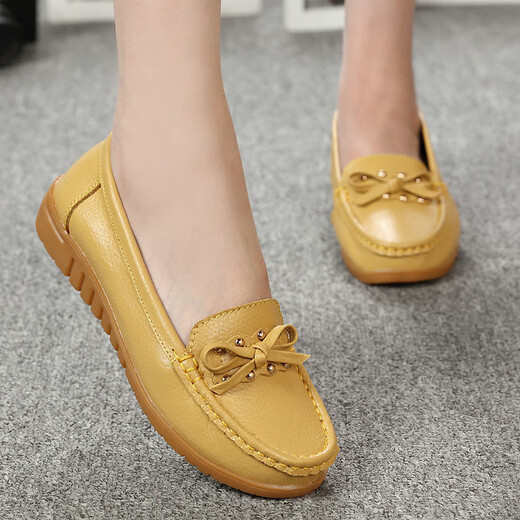 Yierkang Prince Chun Chaussures plates pour femmes en cuir authentique en cuir doux Sole des chaussures de mère respirant pour femmes chaussures célibataires pour chaussures de haricots pour grande taille de bœuf semelle semelle décontractée pour femmes enceintes 6629 Terre creuse jaune 35