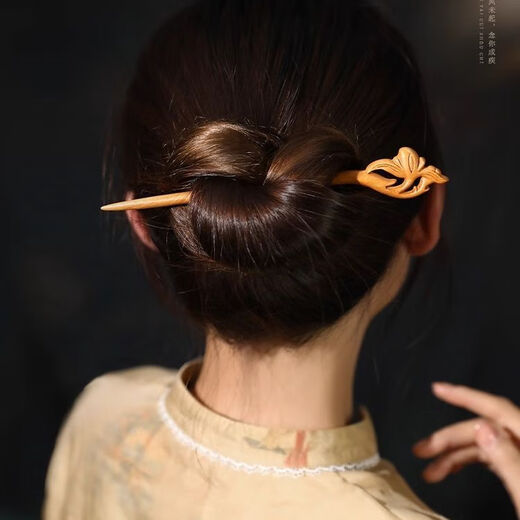 Zhui Shi's handmade peach wood hairpin for women, ancient style and high-end sandalwood hairpin, new Chinese style wooden hairpin, daily simple Mid-Autumn Festival gift