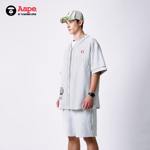 Aape Frühlings- und Sommer-Basketball-Affe-Mann Abzeichen Brief Print V-Ausschnitt Button Lose Trendy Short Sleeve T-Shirt 1473XAM WH2/GRAY L.